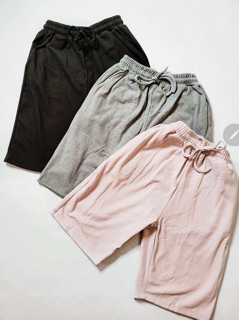 Essential Basic Shorts - Black